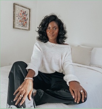 Portrait of Lauren Cowan